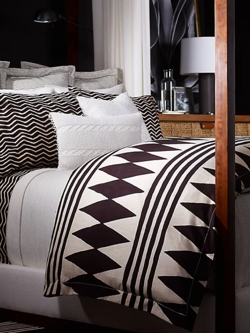 RALPH LAUREN HOME Black Palm Queen Set: Duvet, Fitted, Flat, & 4 Pillowcases